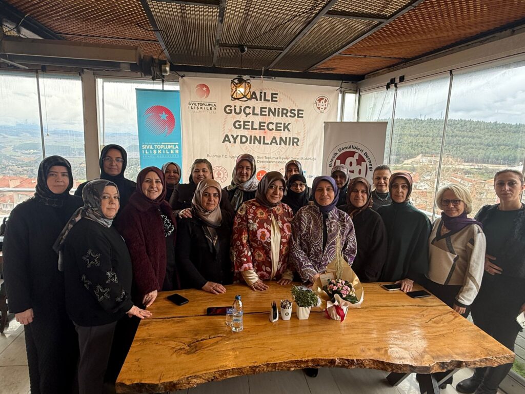 “Aile Güçlenirse Gelecek Aydınlanır” Projesi Tanıtım Programı